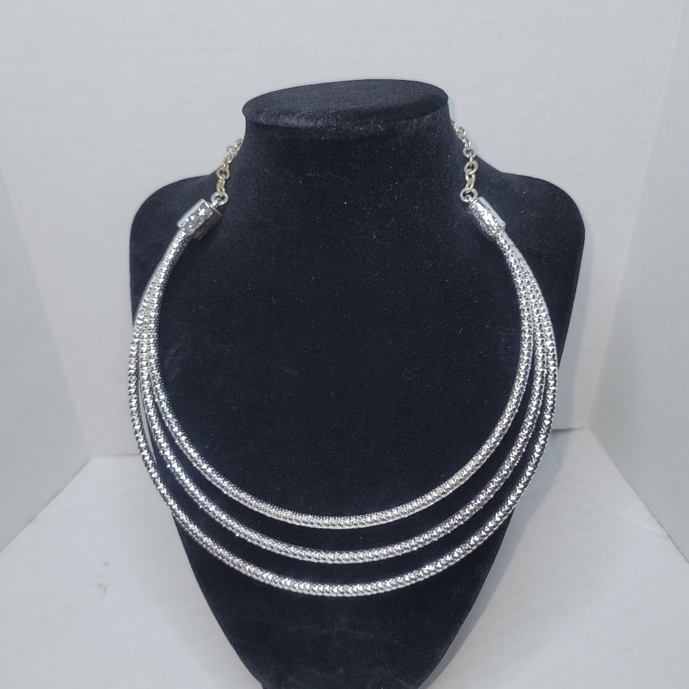 Fashion Jewelry 3 Tier Silver Chunky‎ Choker 10" (J9